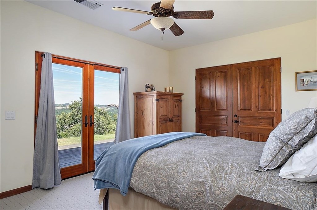 8470 Vineyard Ranch Way Paso Robles, CA 93446 - Photo 16 of 56