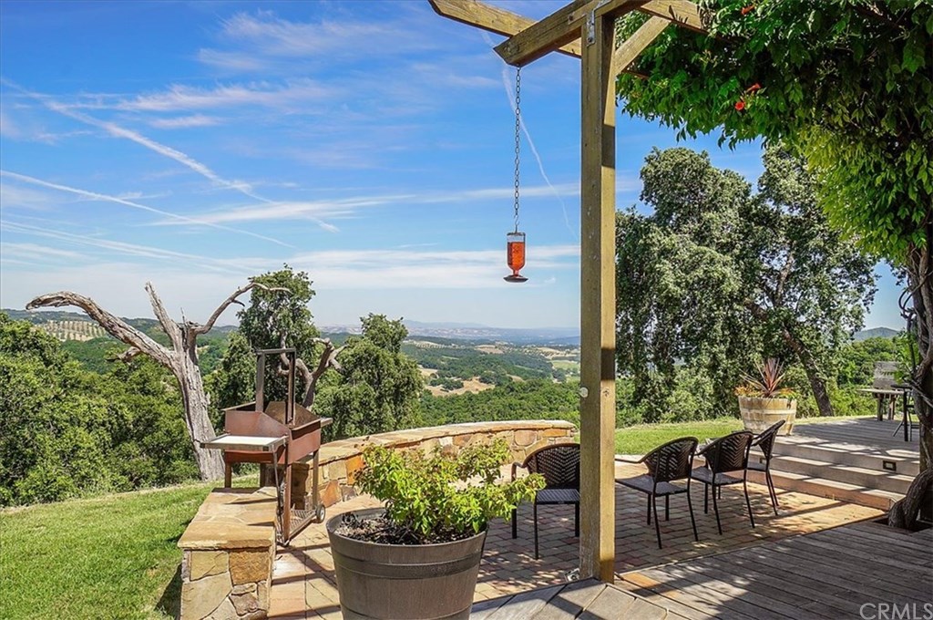 8470 Vineyard Ranch Way Paso Robles, CA 93446 - Photo 31 of 56