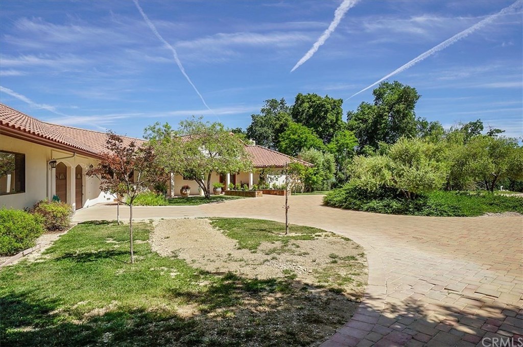 8470 Vineyard Ranch Way Paso Robles, CA 93446 - Photo 33 of 56