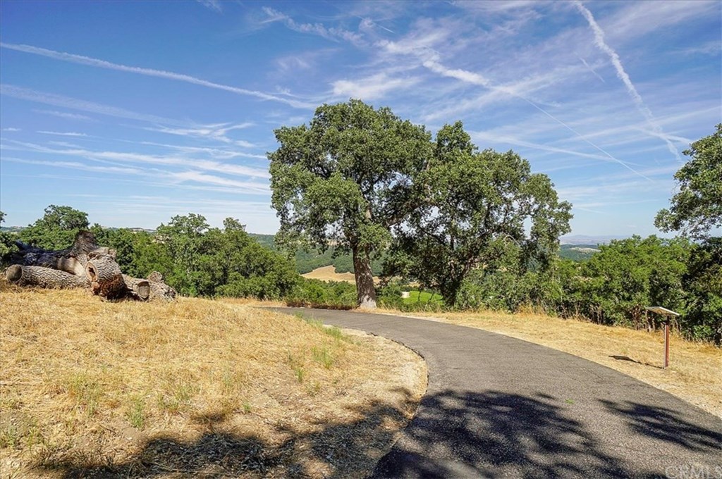 8470 Vineyard Ranch Way Paso Robles, CA 93446 - Photo 34 of 56