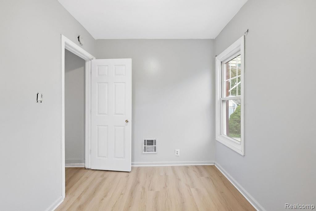 18894 Reed Street Melvindale, MI 48122 - Photo 14 of 41 Gallery Image 14