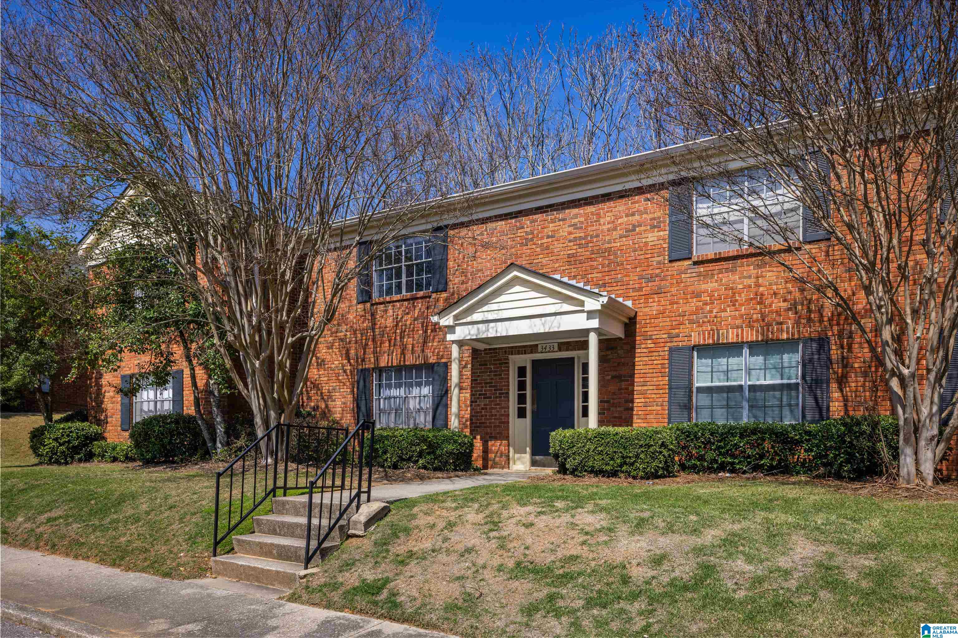 3433 Sandner Court, Unit A Birmingham, AL 35209 - Photo 2 of 33