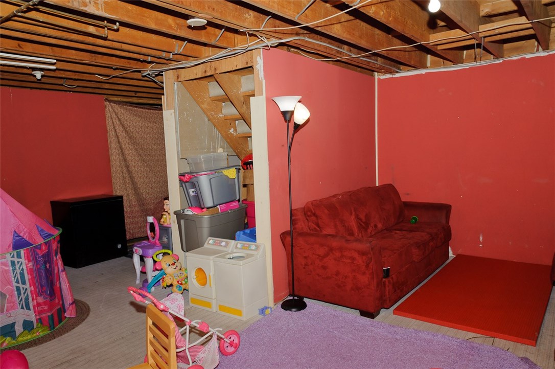 100 Ridge Road Smithfield, RI 02917 - Photo 25 of 36