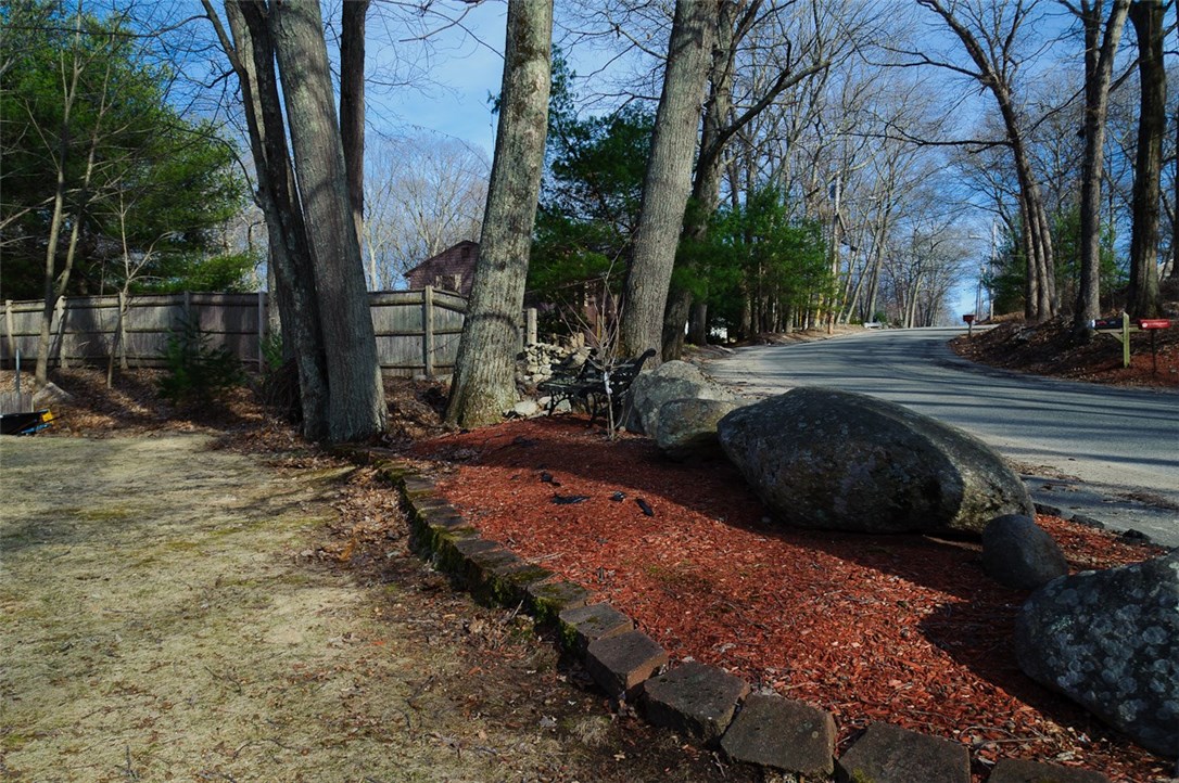 100 Ridge Road Smithfield, RI 02917 - Photo 3 of 36