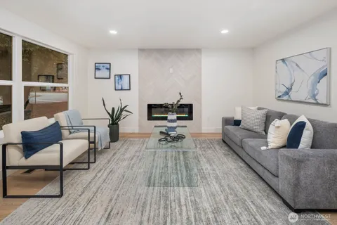 $999,999 | 10459 Northeast 142nd Street, Kirkland, WA 98034