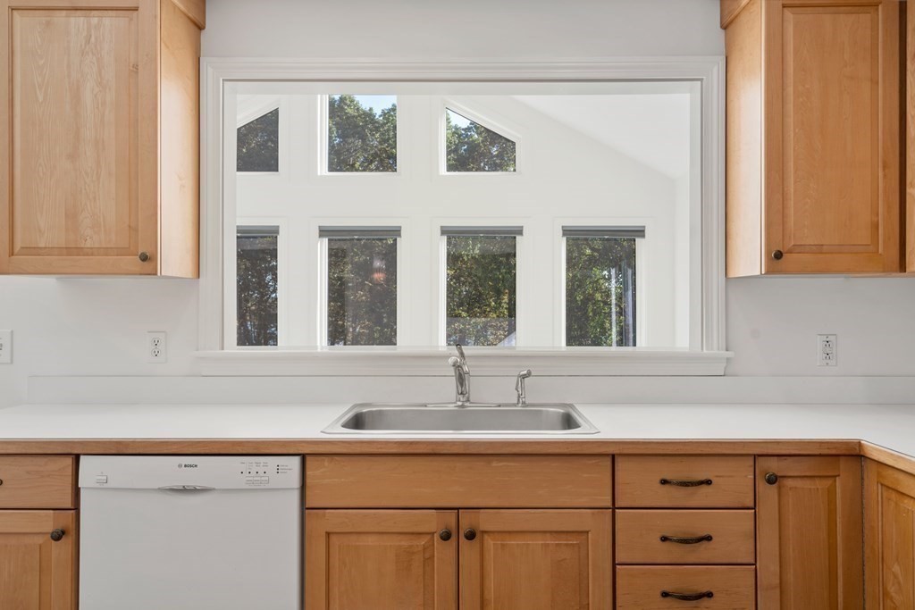 8 Sarah Doublet Road Littleton, MA 01460 - Photo 17 of 40 Gallery Image 17