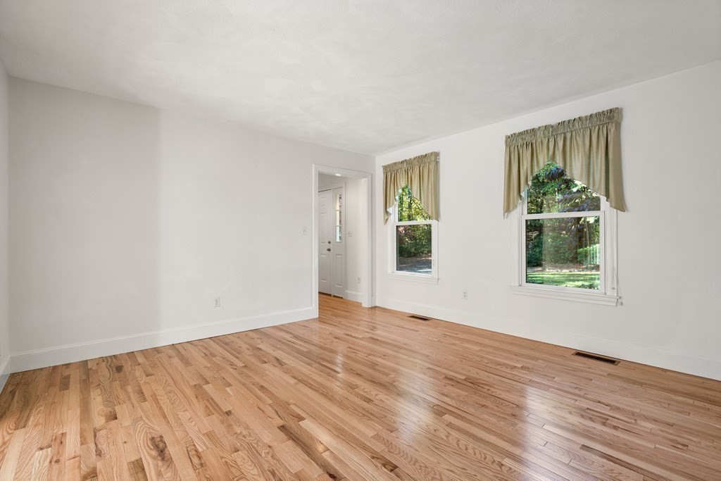 8 Sarah Doublet Road Littleton, MA 01460 - Photo 24 of 40 Gallery Image 24