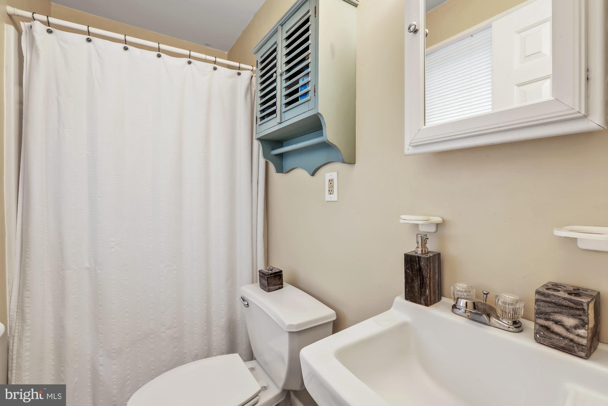 16 Sandy Run Road Yardley, PA 19067 - Photo 20 of 28 Gallery Image 20
