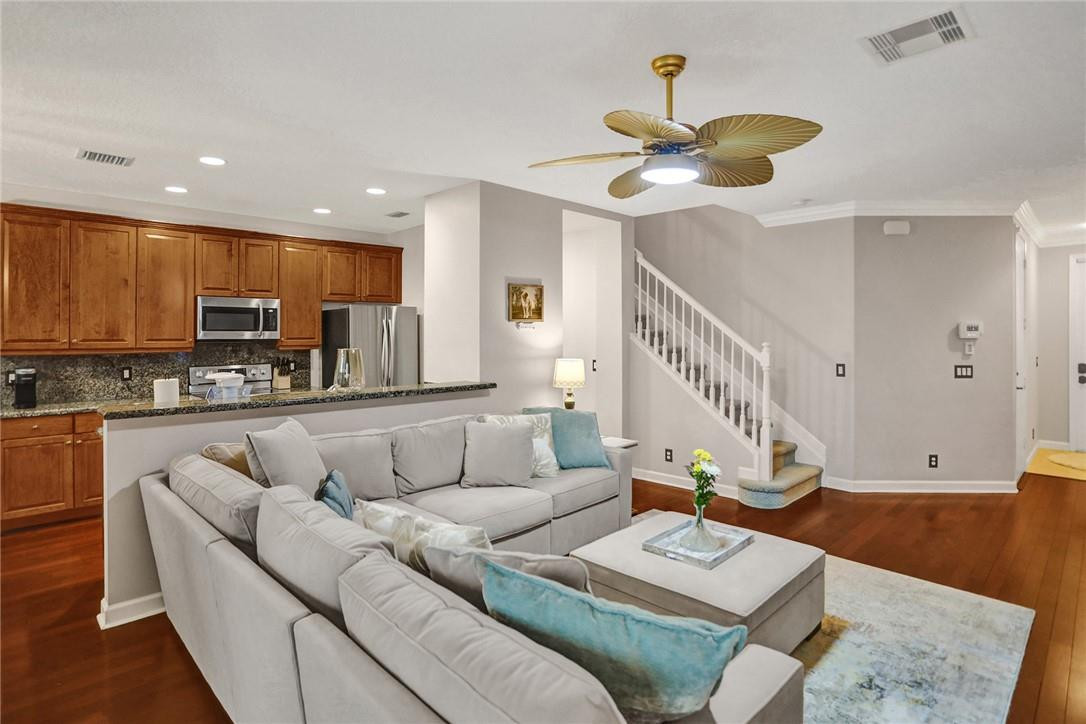 183 Astor Circle Delray Beach, FL 33484 - Photo 6 of 36 Photo 6