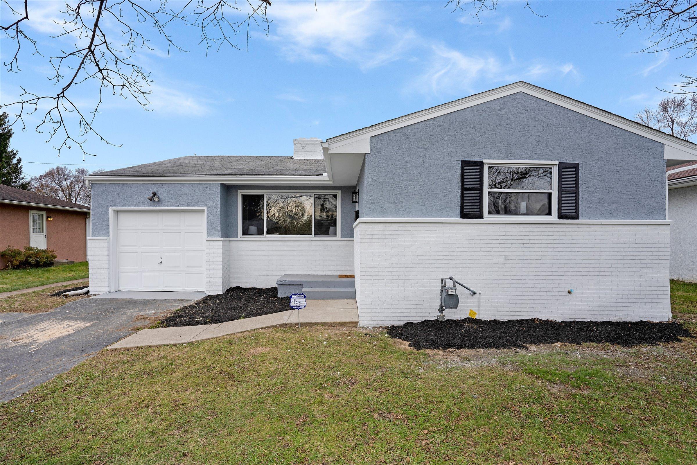 1823 Woodcrest Road Columbus, OH 43232 - Photo 1 of 40 Gallery Image 1