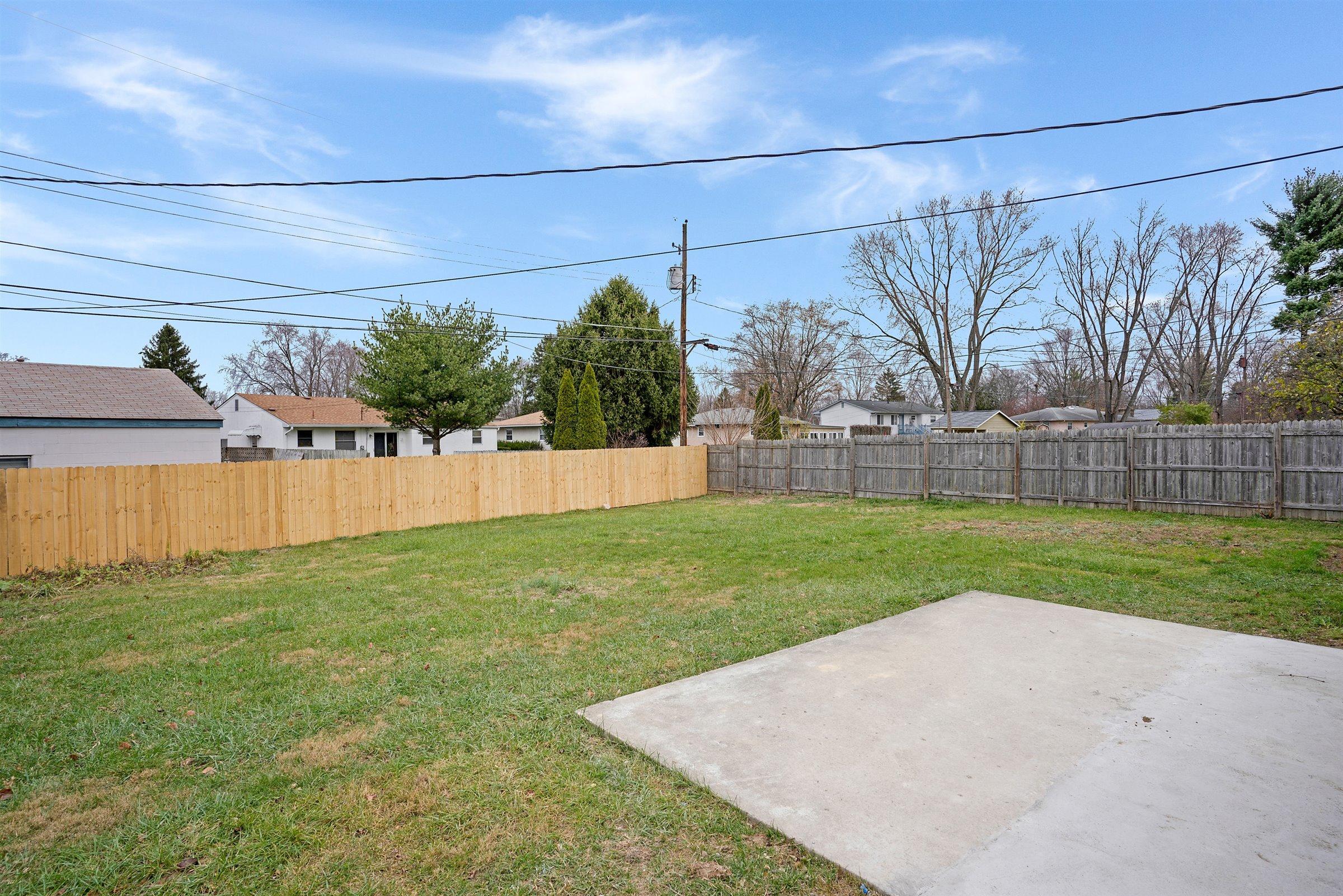1823 Woodcrest Road Columbus, OH 43232 - Photo 38 of 40 Gallery Image 38
