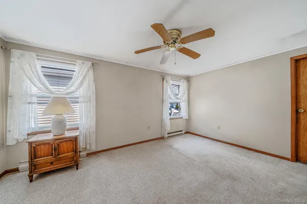 $139,999 | 191 Village Circle West, Manorville, NY 11949