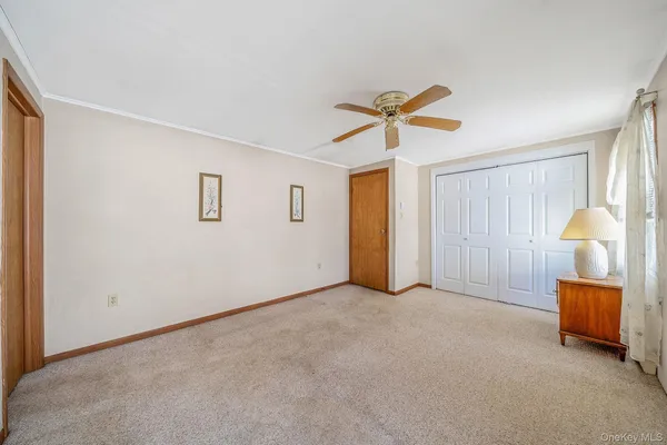 $139,999 | 191 Village Circle West, Manorville, NY 11949