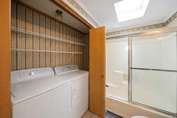 $139,999 | 191 Village Circle West, Manorville, NY 11949