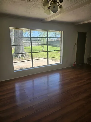 $2,000 | 24606 Green Moss Drive, Houston, TX 77336