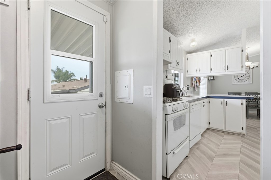 1855 East Riverside, Unit 390 Ontario, CA 91761 - Photo 9 of 25 Gallery Image 9