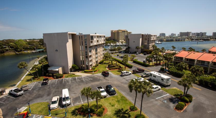 30 Moreno Point Road, Unit 601A Destin, FL 32541 - Photo 2 of 32 a view of a city