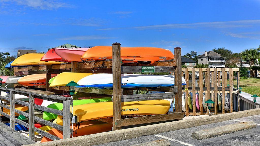 30 Moreno Point Road, Unit 601A Destin, FL 32541 - Photo 9 of 32 a view of an outdoor space