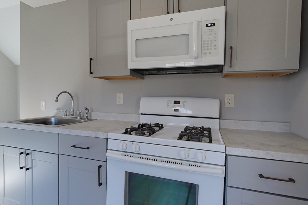 33 Lowell Road Pepperell, MA 01463 - Photo 22 of 42 Gallery Image 22
