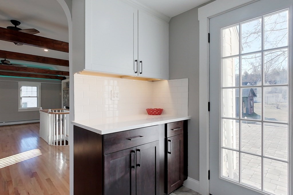 33 Lowell Road Pepperell, MA 01463 - Photo 5 of 42 Gallery Image 5