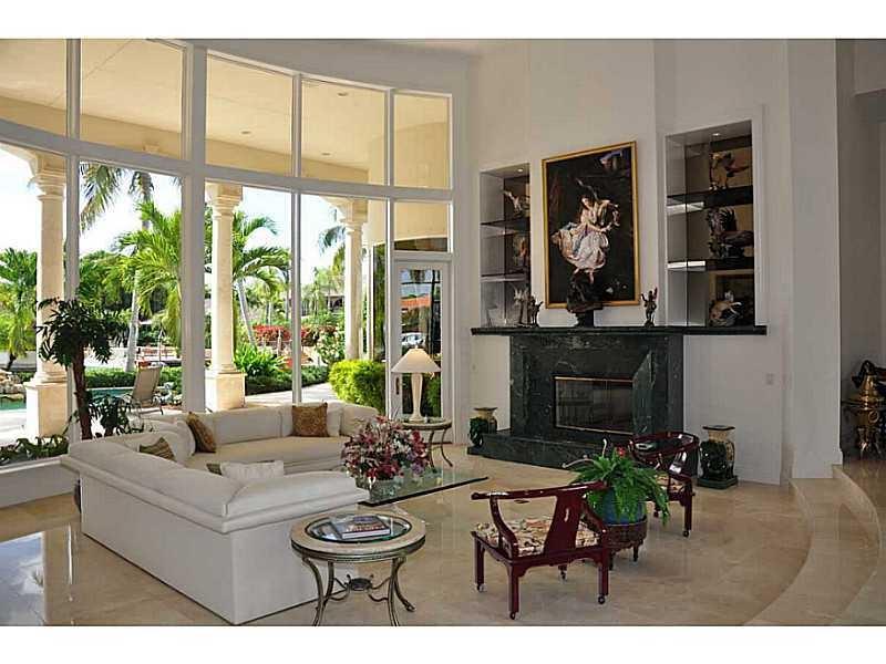 650 Northeast 45th Road Boca Raton, FL 33431 - Photo 7 of 17 Living Area