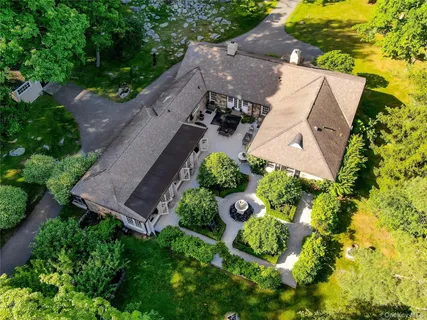 $1,650,000 | 55 Mountain Farm Road, Tuxedo Park, NY 10987