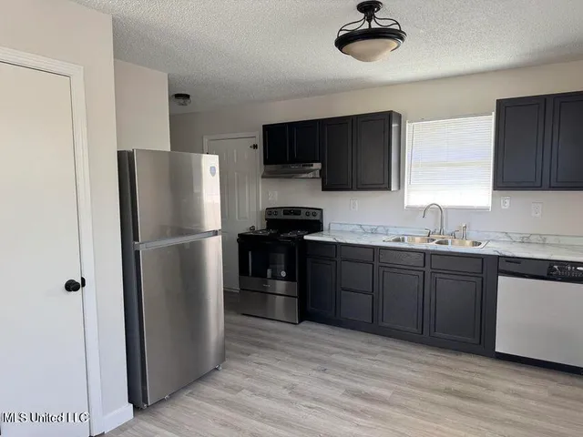 $1,500 | 2306 Lewis Avenue, Pascagoula, MS 39567