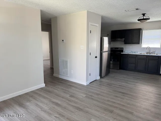 $1,500 | 2306 Lewis Avenue, Pascagoula, MS 39567