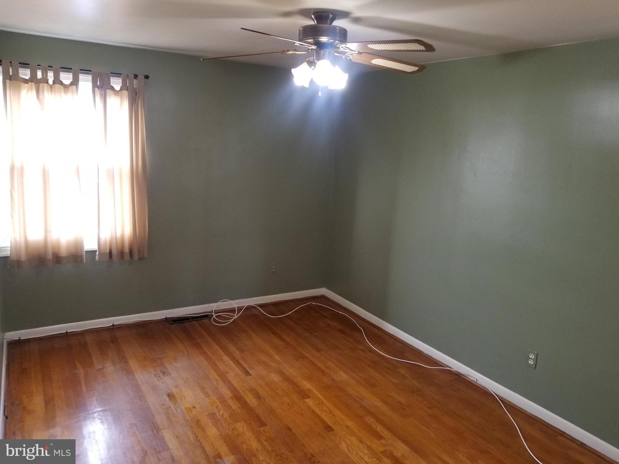1713 Melbourne Road Baltimore, MD 21222 - Photo 17 of 28