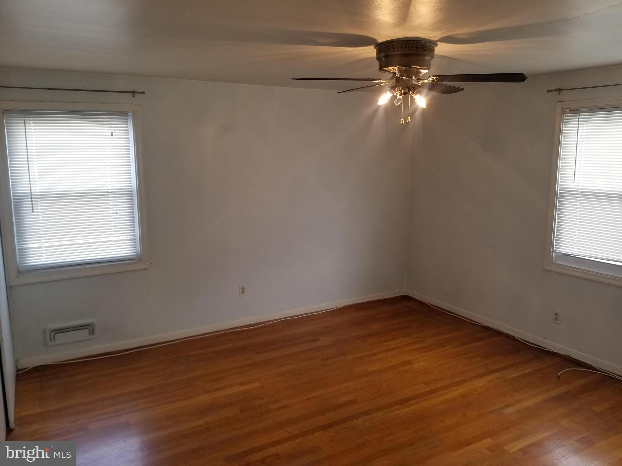 1713 Melbourne Road Baltimore, MD 21222 - Photo 23 of 28