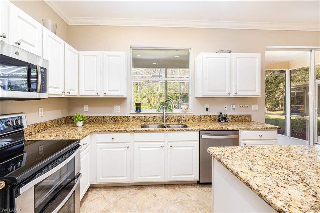 22890 Forest Ridge Drive Estero, FL 33928 - Photo 8 of 33