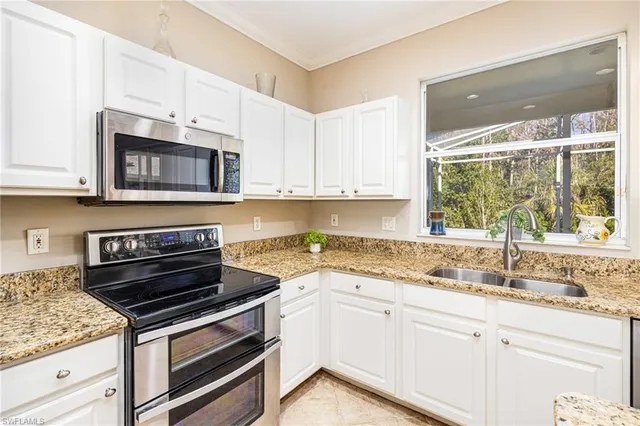 $519,900 | 22890 Forest Ridge Drive, Estero, FL 33928