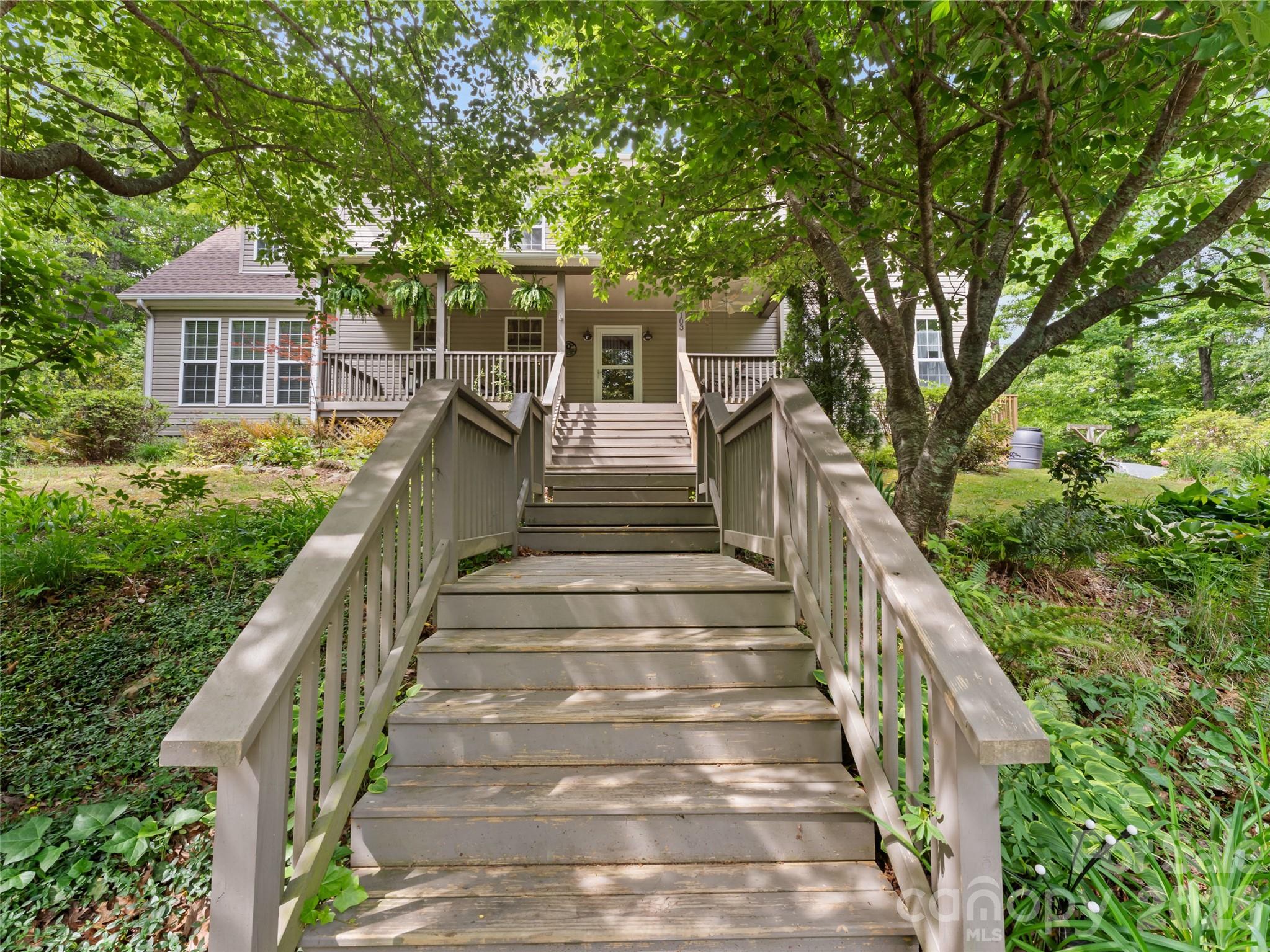 103 Old Southside Road Saluda, NC 28773 - Photo 3 of 48