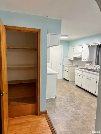 $119,000 | 303 Laurel Drive, Jacksonville, IL 62650