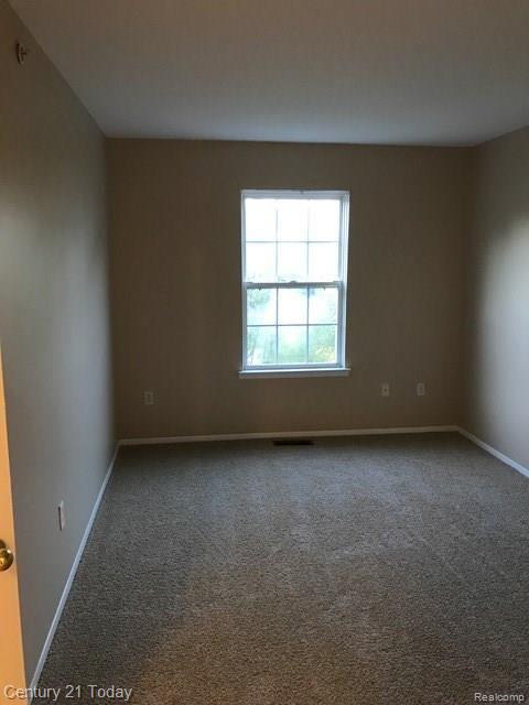 22168 Cape Cod Way, Unit 27 Farmington, MI 48336 - Photo 11 of 24