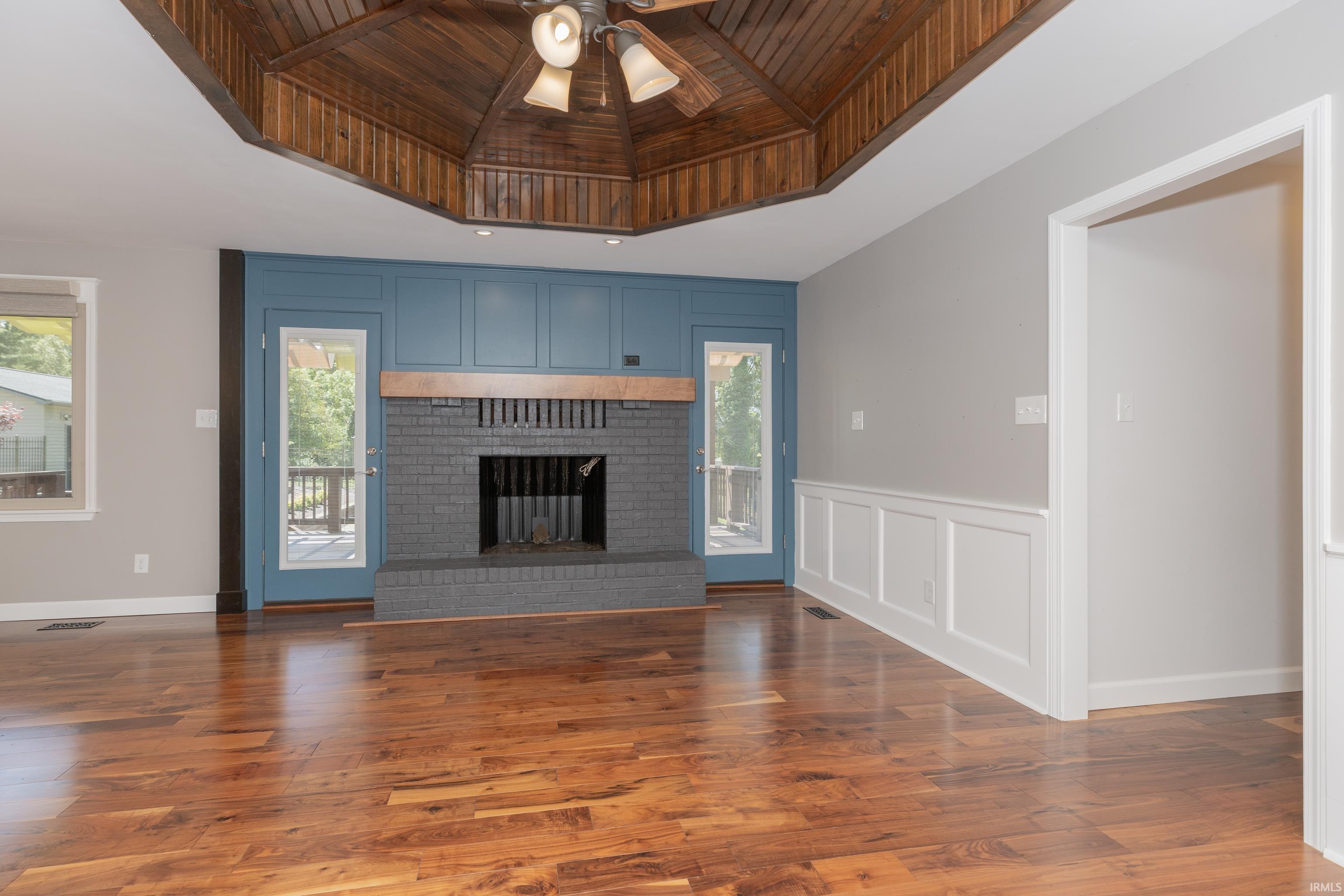201 East Mt Pleasant Road Evansville, IN 47711 - Photo 3 of 35