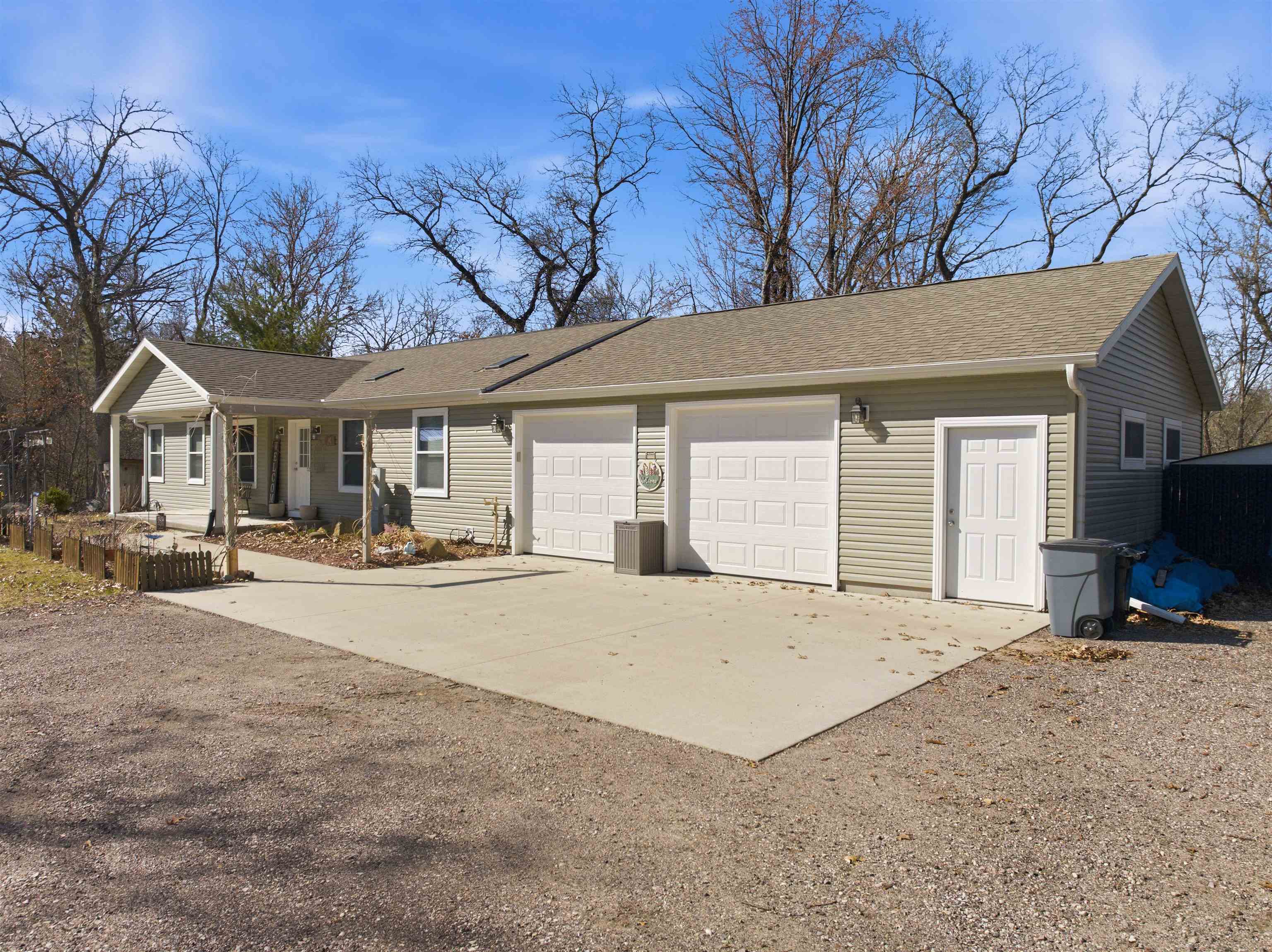 S1919 White Tail Drive Reedsburg, WI 53959 - Photo 5 of 59