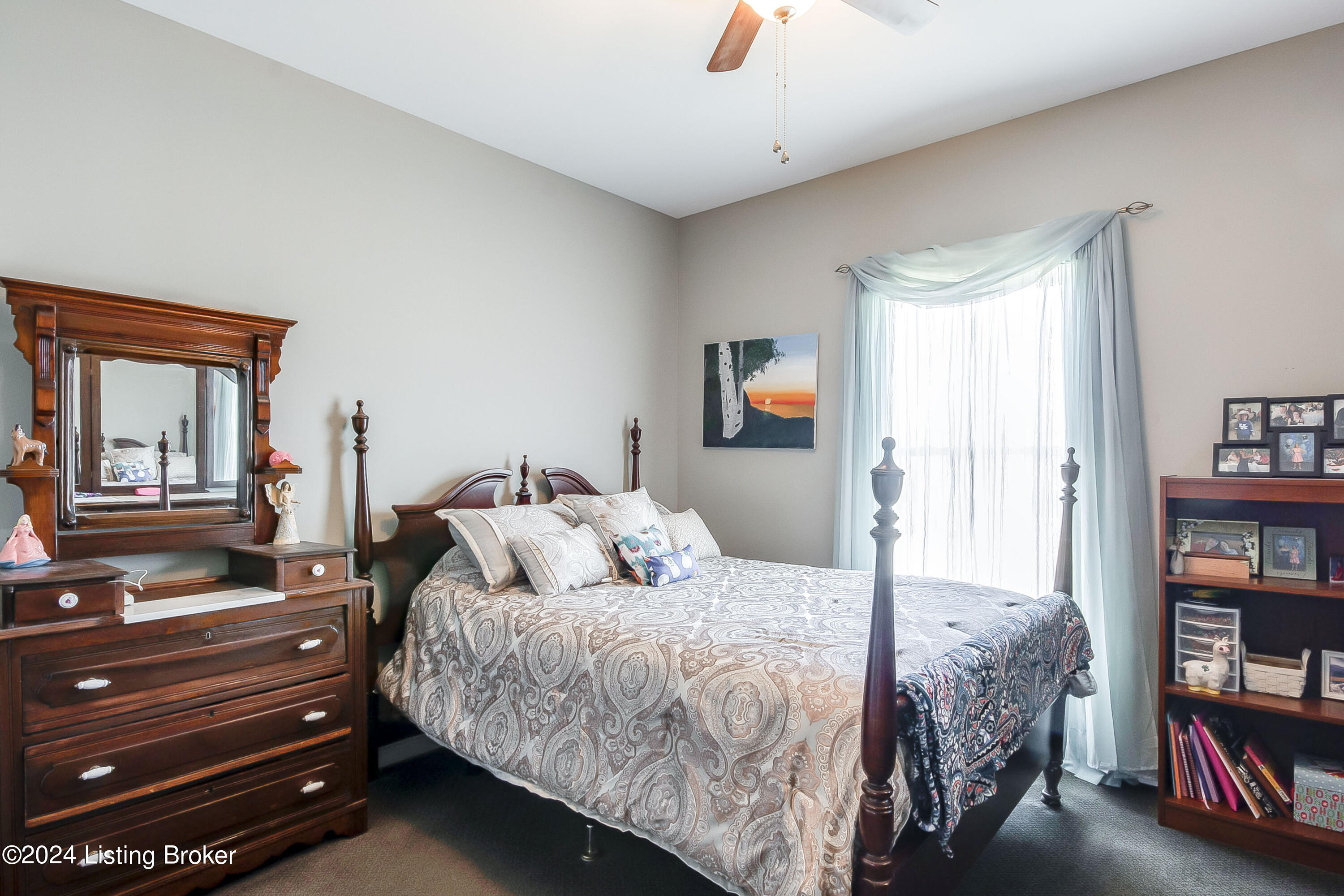 4930 Zoneton Road Shepherdsville, KY 40165 - Photo 17 of 31 Third Bedroom