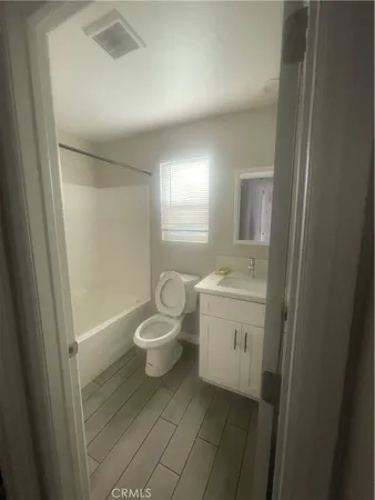 $2,800 | 4552 East 53rd Street, Maywood, CA 90270