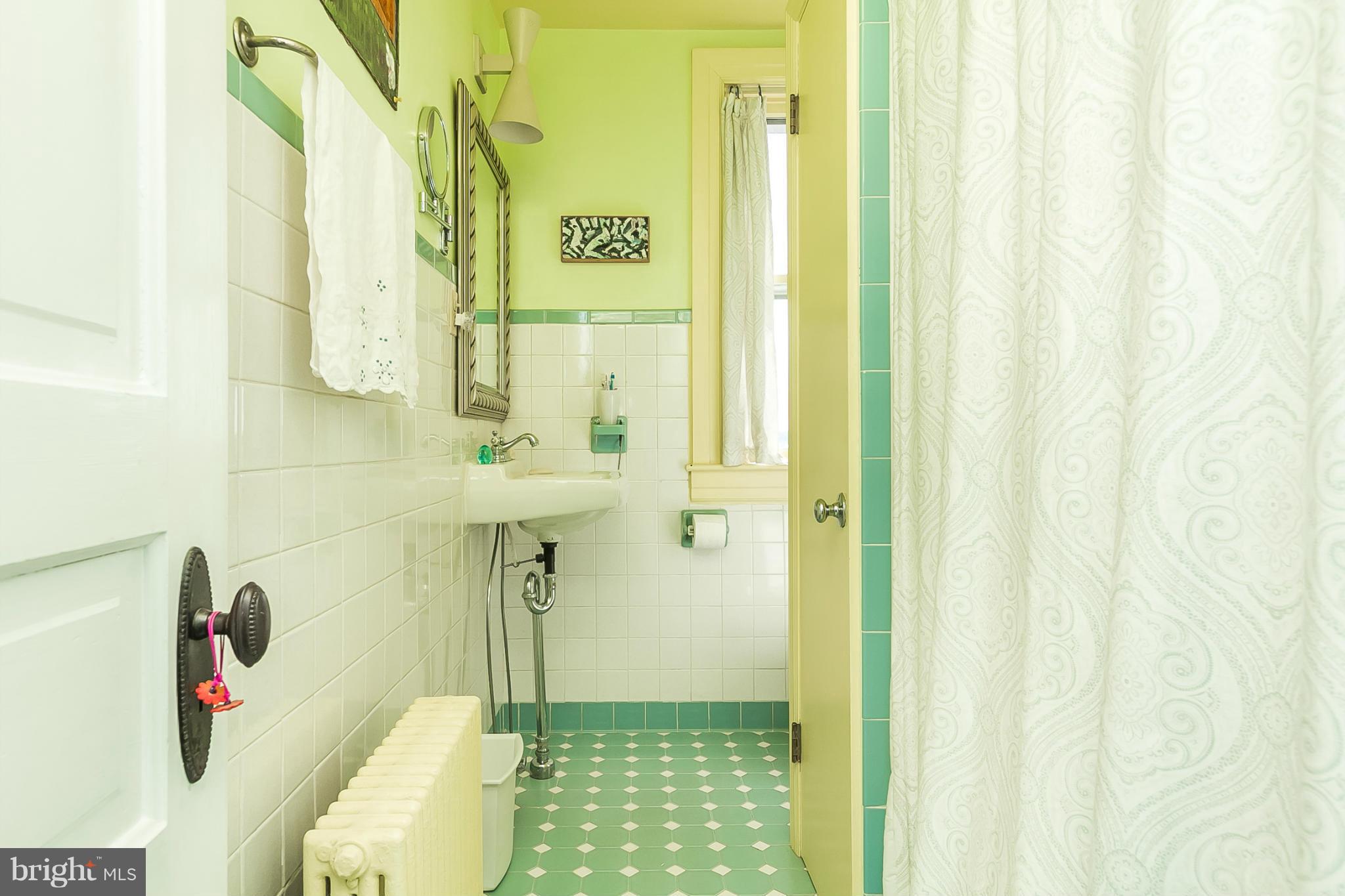 15200 Old Hanover Road Upperco, MD 21155 - Photo 19 of 30 Pristine fixtures,