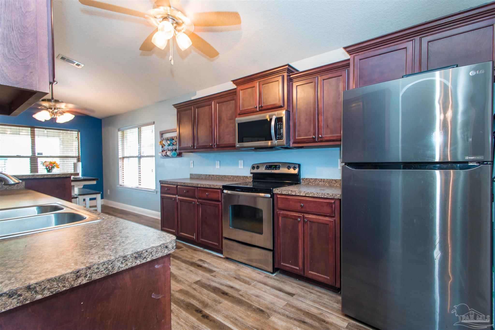 3384 Wasatch Range Loop Pensacola, FL 32526 - Photo 26 of 43 Gallery Image 26