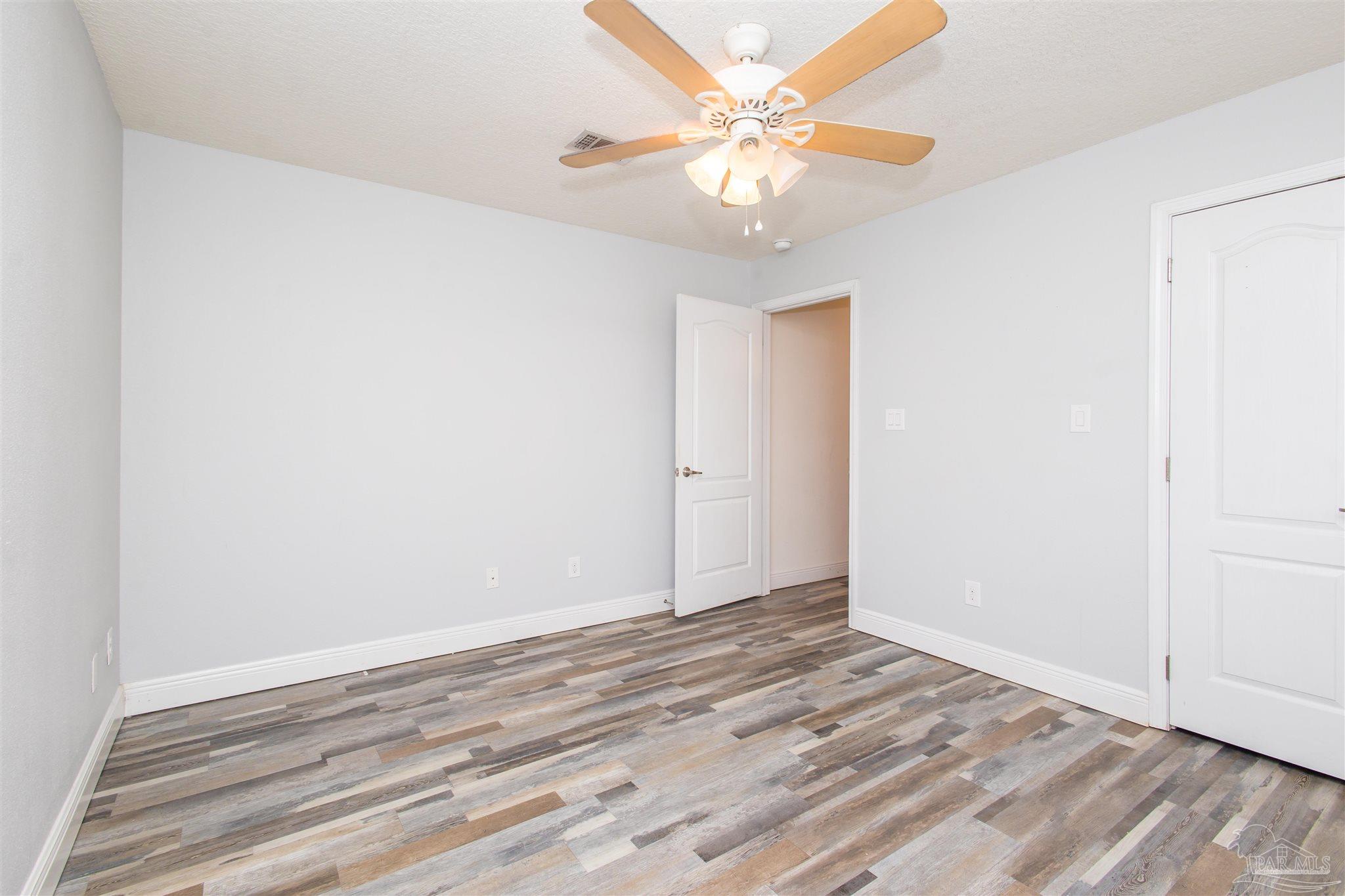 3384 Wasatch Range Loop Pensacola, FL 32526 - Photo 7 of 43 Gallery Image 7