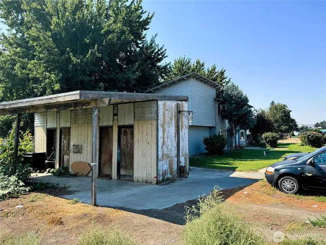 $605,000 | 2255 West Mockingbird Lane, Othello, WA 99344