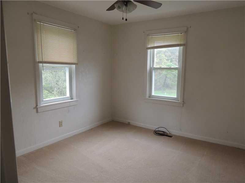3142 Santiago Road Imperial, PA 15126 - Photo 6 of 13 Bedroom.