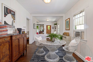 32 Fleet Street Marina del Rey, CA 90292 - Photo 35 of 39 a living room with furniture and wooden floor