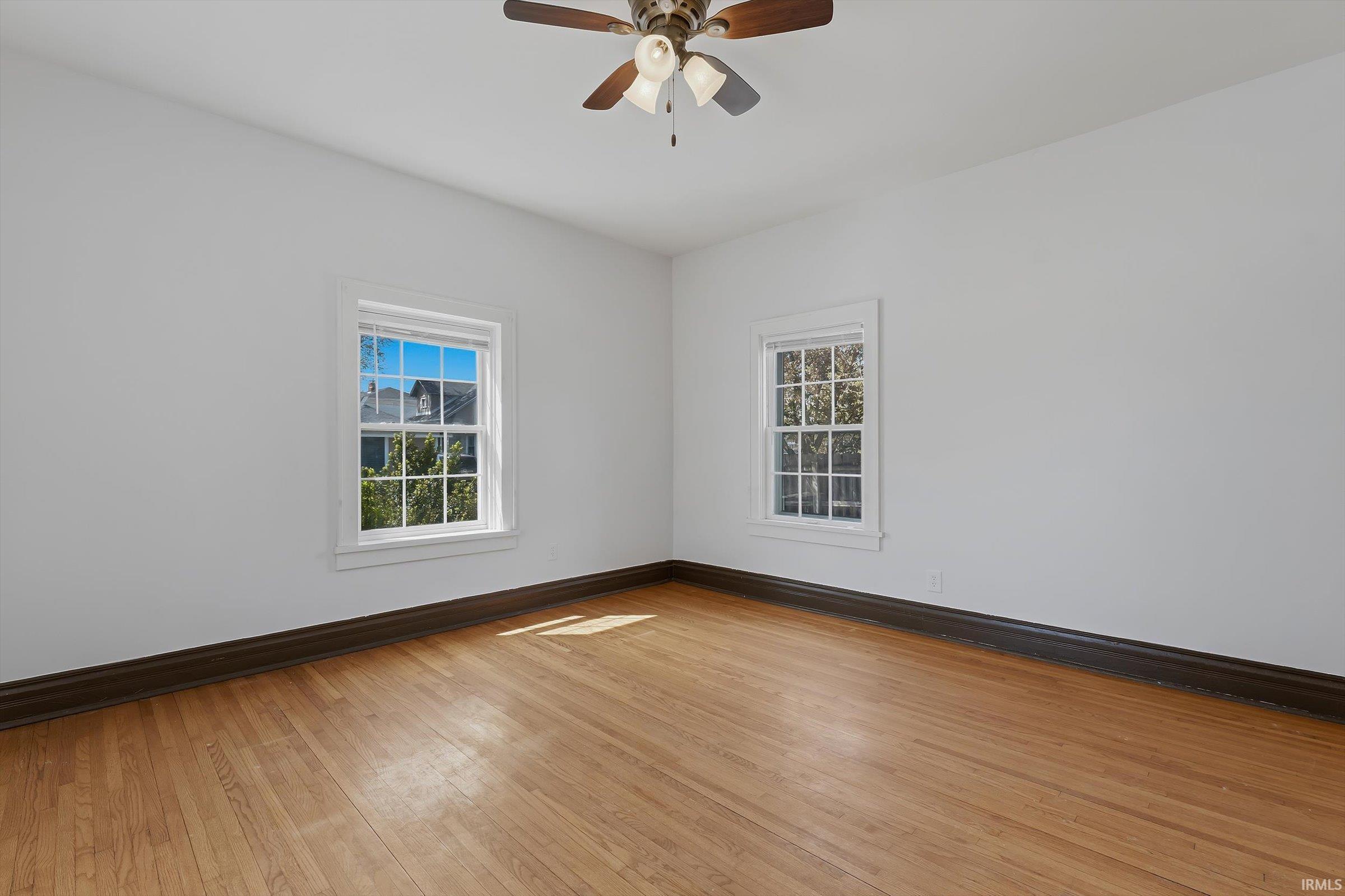 112 Crescent Street Elkhart, IN 46516 - Photo 4 of 29