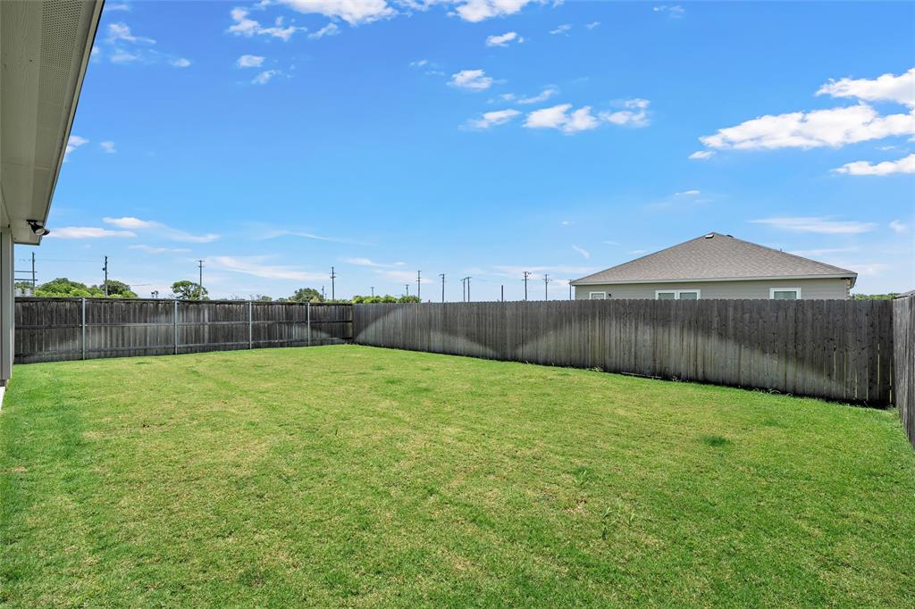 11100 Solar Street Lorena, TX 76655 - Photo 24 of 34