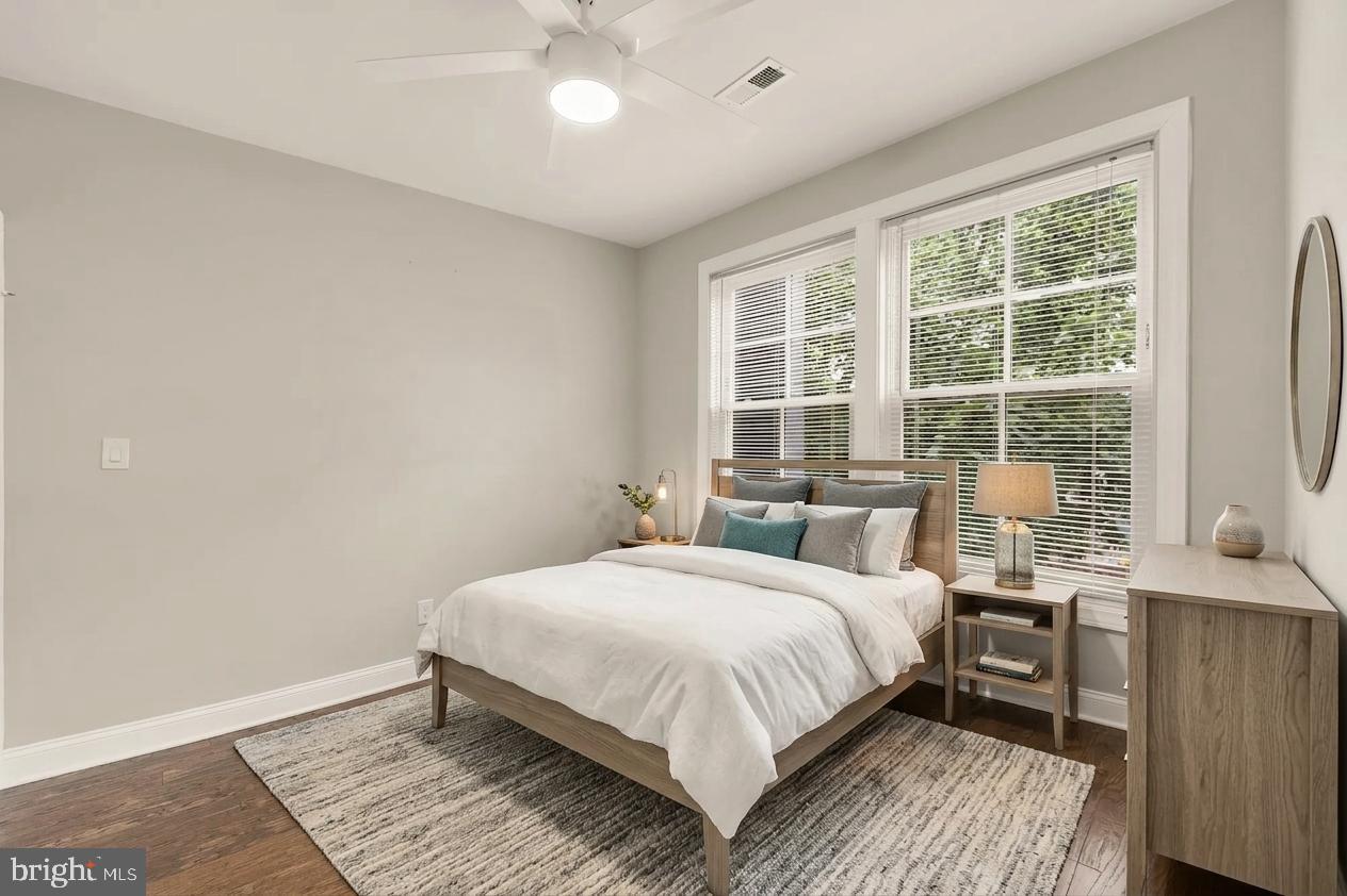 1018 13th Street Southeast, Unit 2 Washington, DC 20003 - Photo 17 of 22
