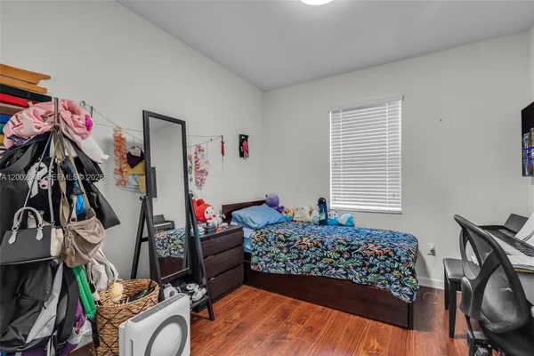 $550,000 | 10371 West 32nd Lane, Hialeah, FL 33018