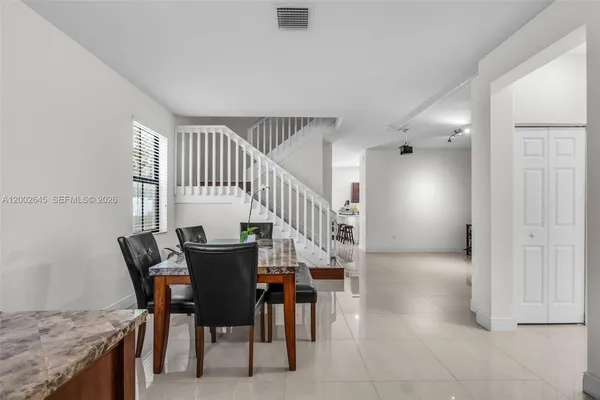 $550,000 | 10371 West 32nd Lane, Hialeah, FL 33018
